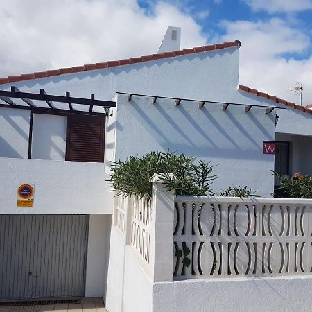 Vivienda Vacacional La Palmera Лос-Канкахос Екстер'єр фото